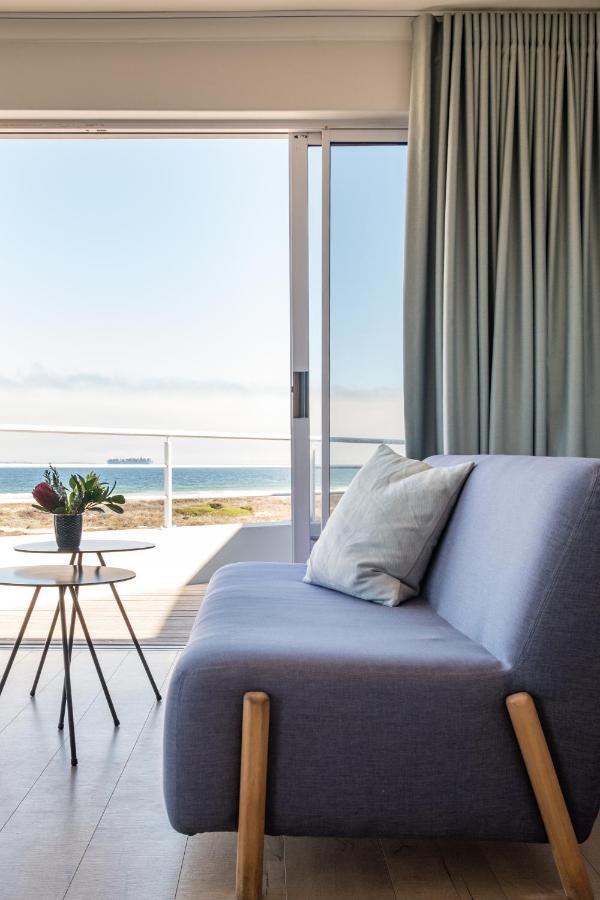 Ocean12 Guesthouse Sunset Beach Cape Town Exterior foto