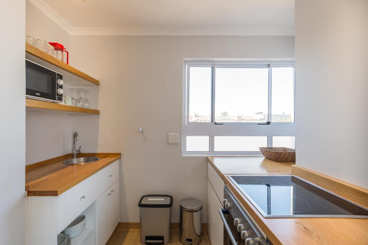 Ocean12 Guesthouse Sunset Beach Cape Town Exterior foto