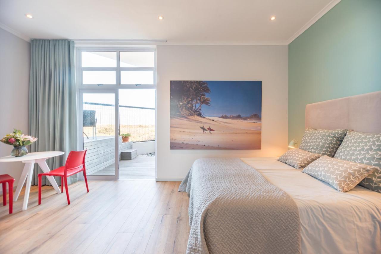 Ocean12 Guesthouse Sunset Beach Cape Town Exterior foto